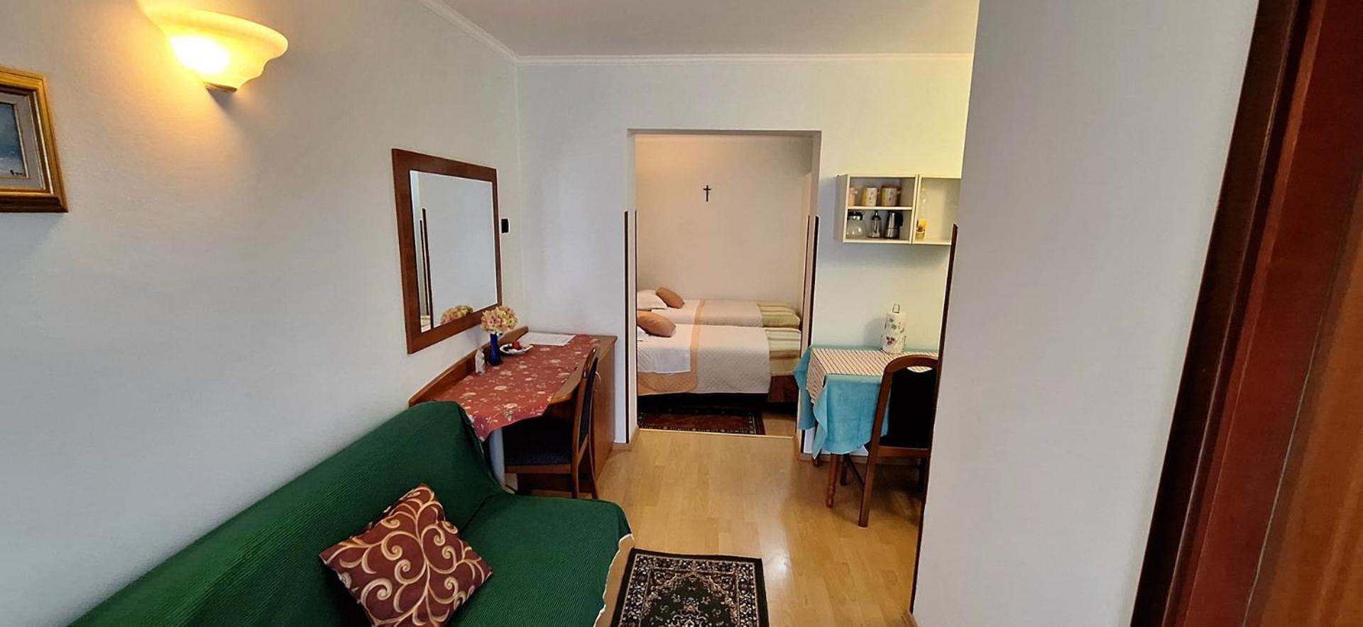 Apartments And Rooms Laura パジン エクステリア 写真