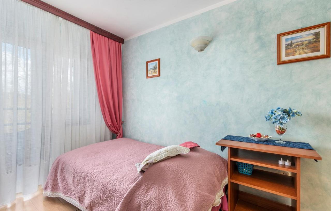 Apartments And Rooms Laura パジン エクステリア 写真
